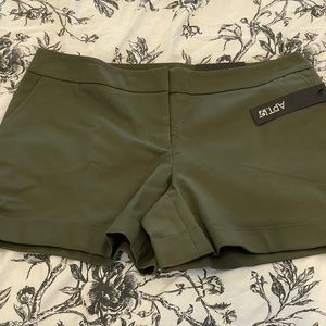 Apt. 9 Women's High Waist Green Shorts